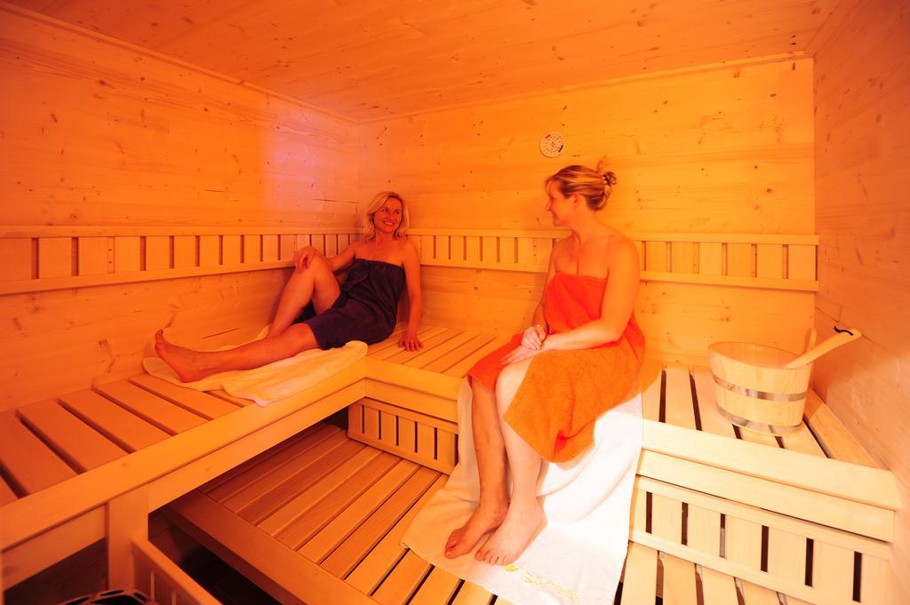 Feriendorf Am Hahnenkamm Ройте Номер фото